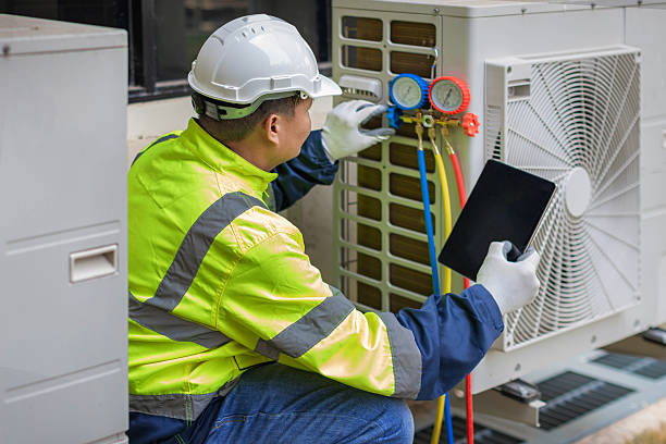 Professional Ac Installation technician working in Peachland, NC